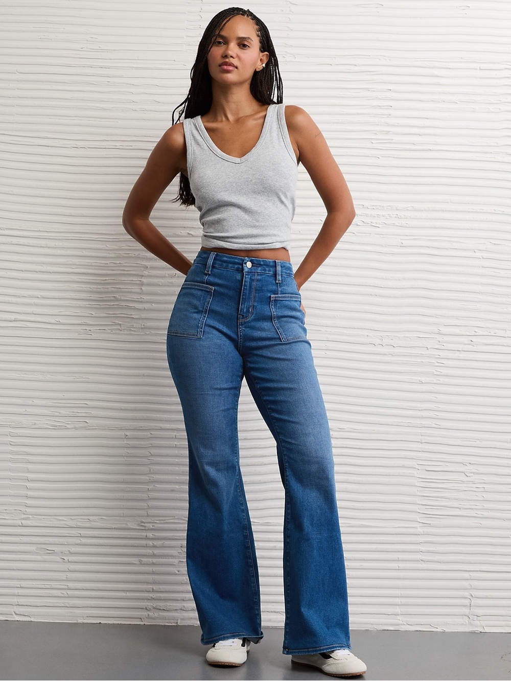 American Eagle Curvy Super High Rise Flare Jeans 6, 8